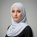 طالبة محجبة